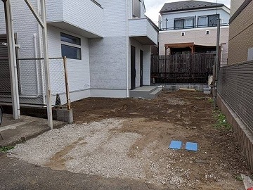 東京都世田谷区桜上水のMさん施工現場の玄関ビフォー画像2/施工前の正面画像