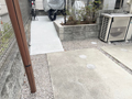 東京都O様邸リフォーム画像/白砂利を建物横の通路に敷いた外構リフォーム例